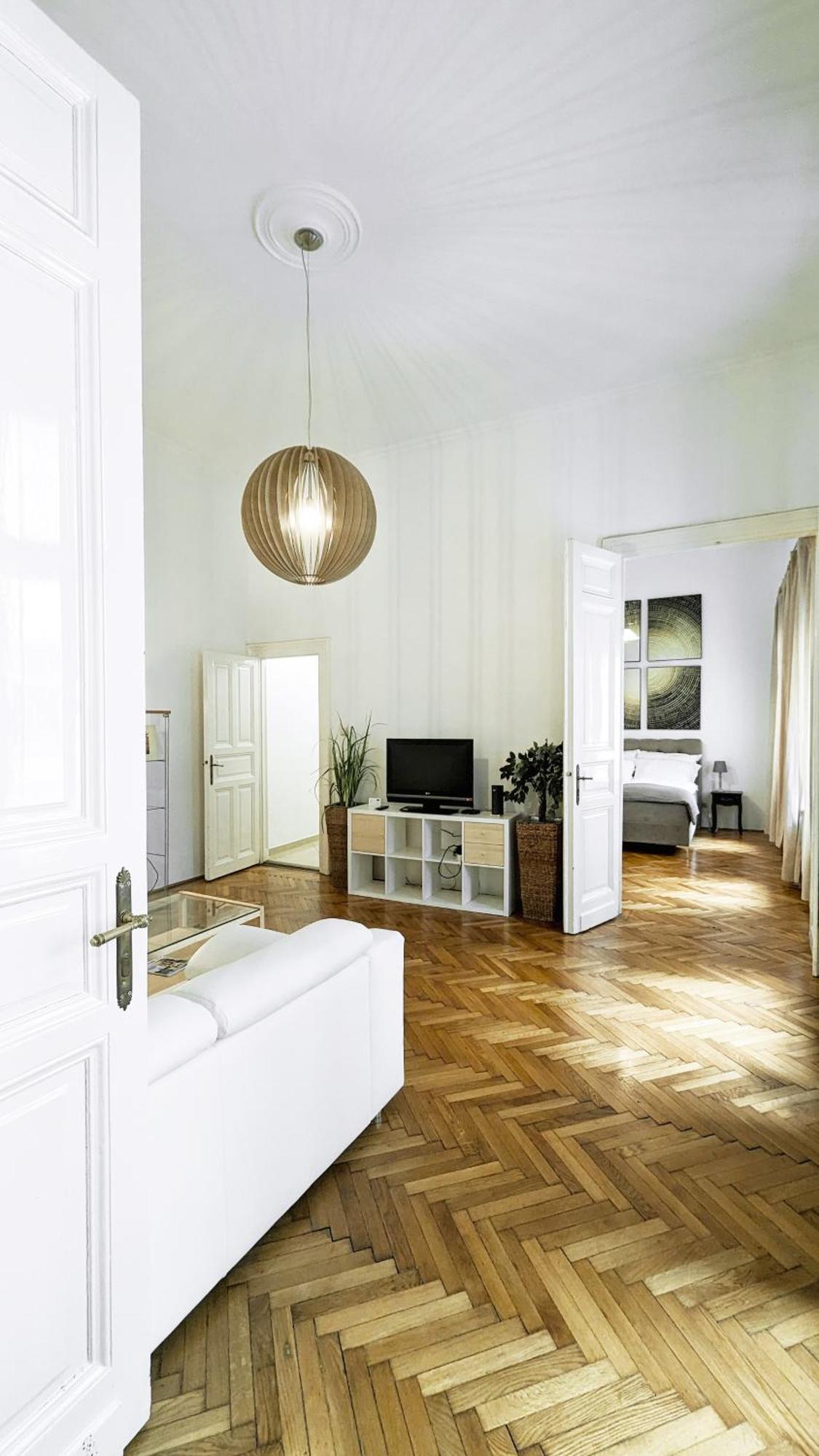 Heart Of The City, Entire Very Big Apartment Budapest Exterior photo