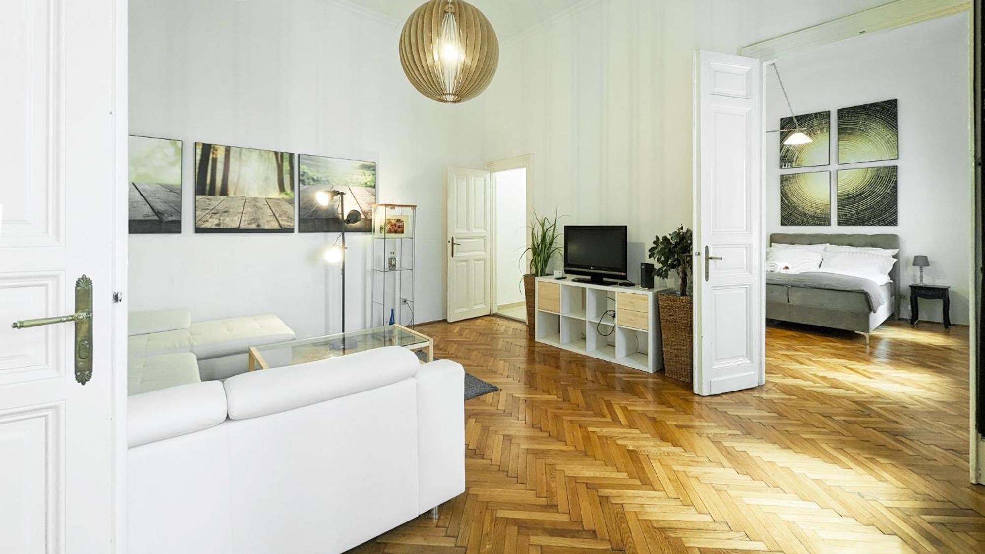 Heart Of The City, Entire Very Big Apartment Budapest Exterior photo