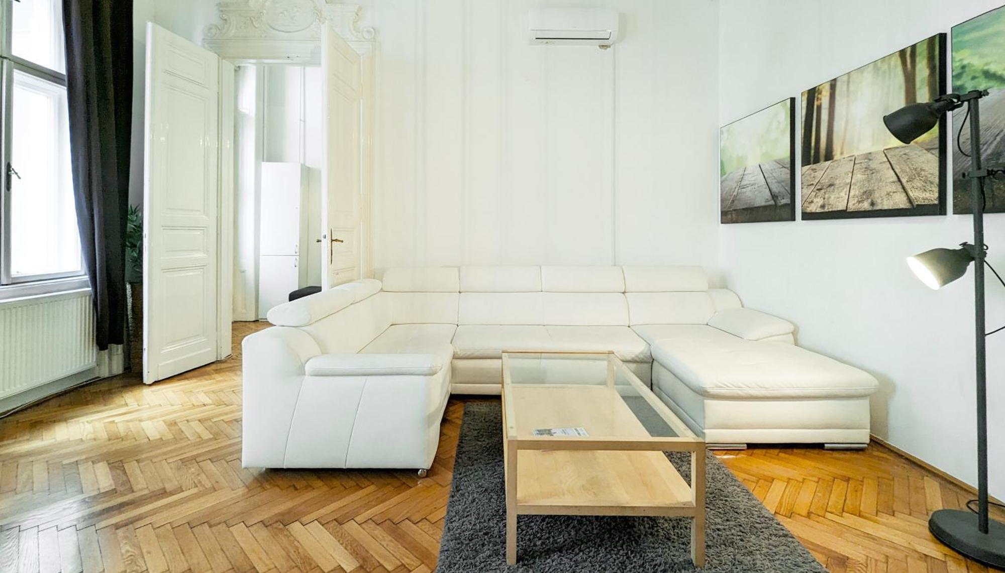 Heart Of The City, Entire Very Big Apartment Budapest Exterior photo